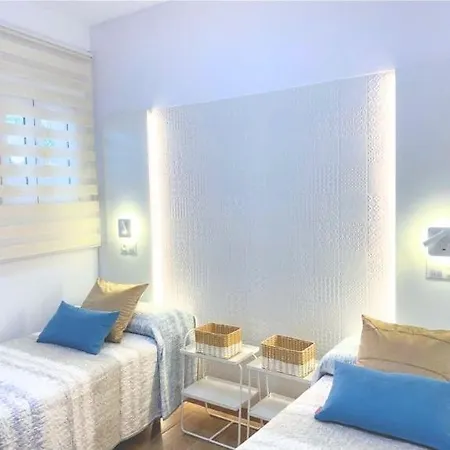 A Estrenar Gallardo 3 Con Piscina Privada - Soló Parejas O Familias *