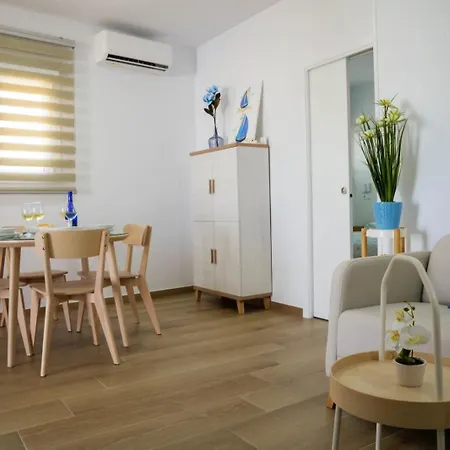 A Estrenar Gallardo 3 Con Piscina Privada - Soló Parejas O Familias Villa