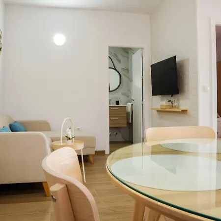 Villa A Estrenar Gallardo 3 Con Piscina Privada - Soló Parejas O Familias *