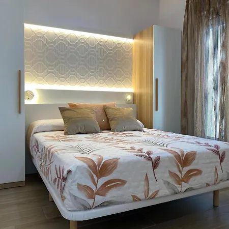 A Estrenar Gallardo 3 Con Piscina Privada - Solo Parejas O Familias Villa