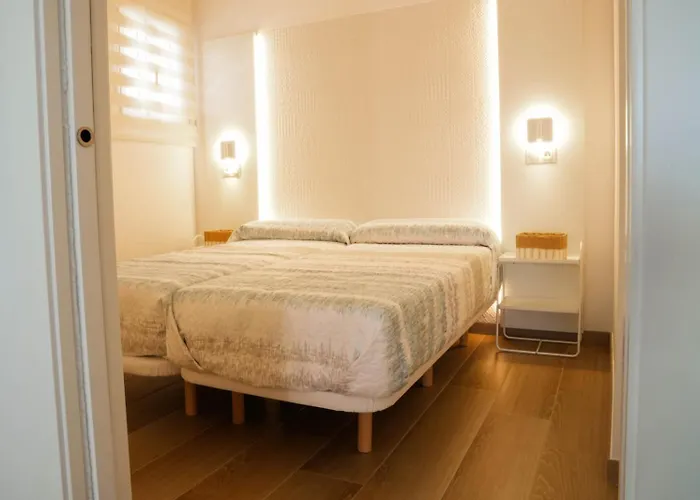 A Estrenar Gallardo 3 Con Piscina Privada - Solo Parejas O Familias 别墅