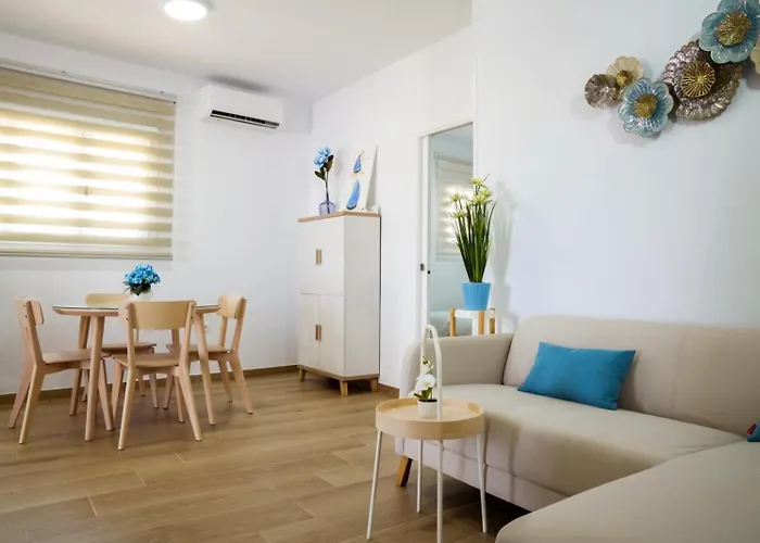 A Estrenar Gallardo 3 Con Piscina Privada - Solo Parejas O Familias 科尼尔-德拉弗龙特拉