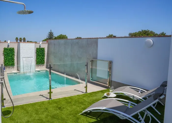 Cerca Conil-playa Gallardo 3 Con Piscina Privada - Solo Parejas O Familias *